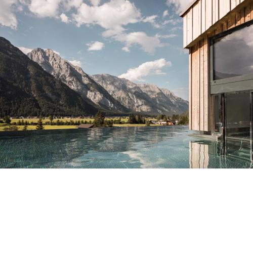Hotel Kristall - Adults only