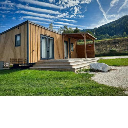 Ideal Camping Lampele GmbH