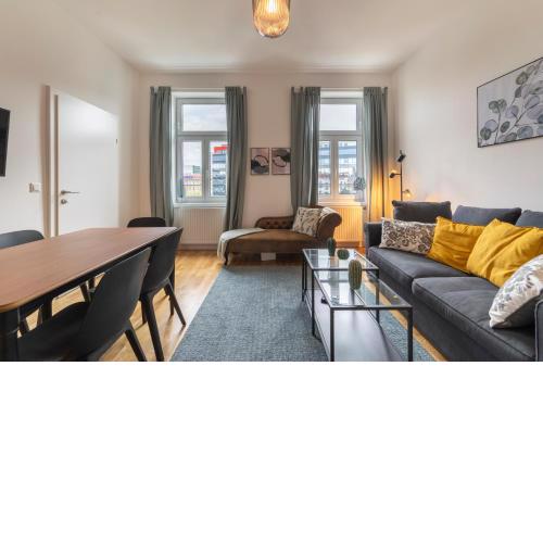 josef's home I Comfort Apartment I Metro Access