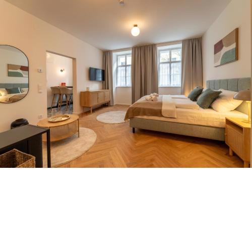 josef's home I Tassilo