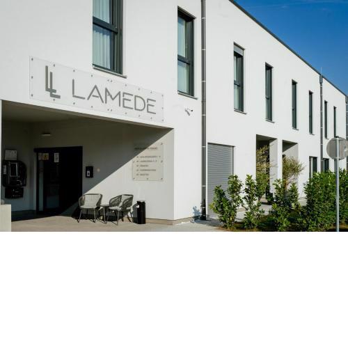 Lamede SELF CHECK-IN