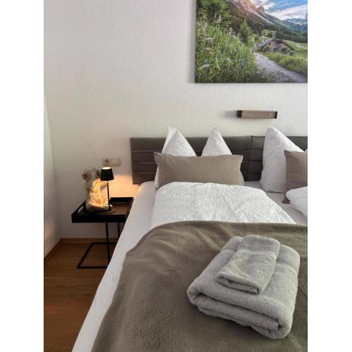 Lechtaler Alpenblick Landeck - Privatzimmer & Ferienwohnung