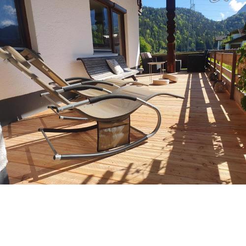 LECHUFER, 80m2, Haushälfte mit privatem Eingang, Kaminofen, Terrasse, Garten