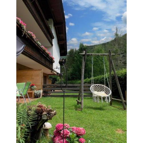 Lilly Chalet- Apartments with private sauna, close to ski lifts