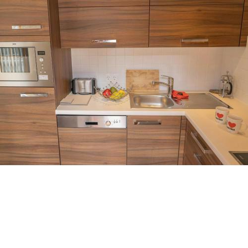 Martina 6 by SMR Rauris Apartments - inc Spa and near Gondola