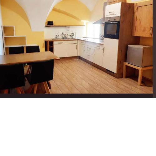 Möbelierte Zimmer