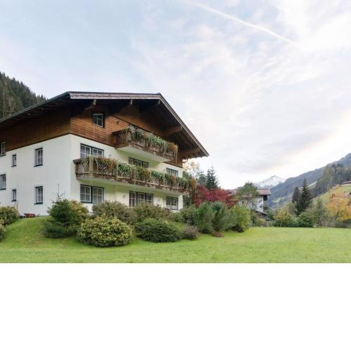 Modern Apartment in Großarl Salzburg with Sauna