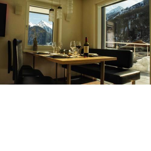 MOUNTAIN HOME apartment