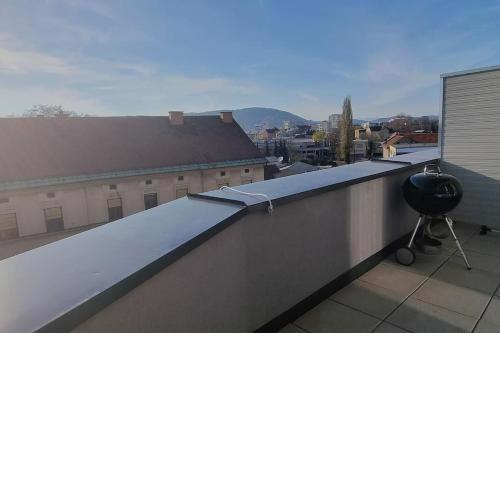 Neubau mit Terrasse - Sonne 10 bis 20 Uhr