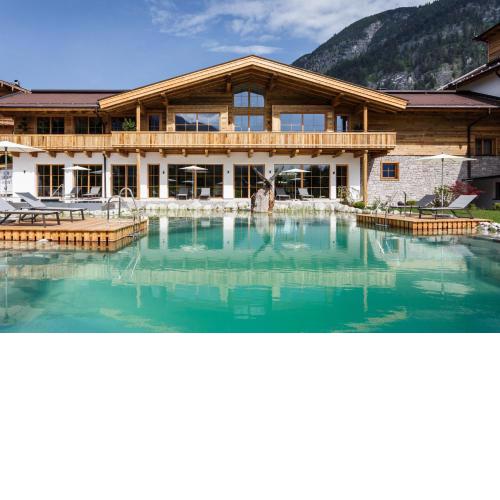 NOVA Moments Boutique Hotel