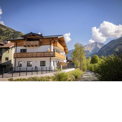 RIVERSIDE RAURIS APARTMENTS