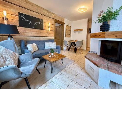 SMALL & COZY 2 Bedroom City Apartment by Belle Stay