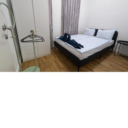 Spacious apartment in a lively area