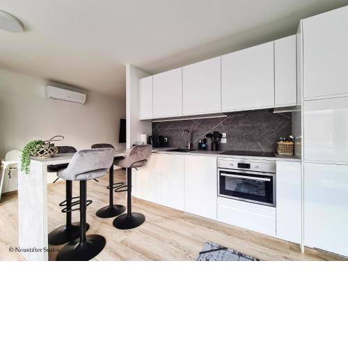 St Antoni Suite2 Stilvolle Ferienwohnung mit Parkplatz in Eisenstadt