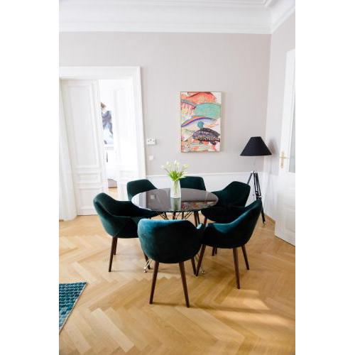 Studio Apartments Urania - Mai's Apartments