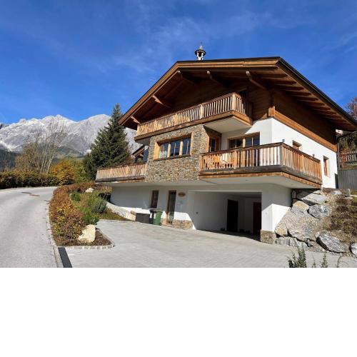 Superbly located premium chalet with Sauna