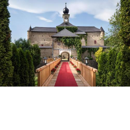 TAUROA Schloss Gabelhofen