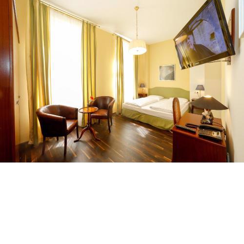 Timeout City Hotel, 5 min to city center, Self Check In