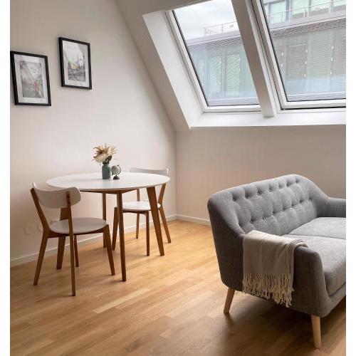 Whats-App Self-Check-IN - Penthouse Apartment