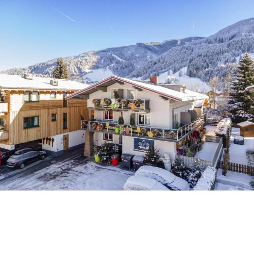 Winter Chalet Kaprun